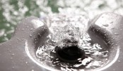 Idromassaggio con 61 idrogetti per un relax totale